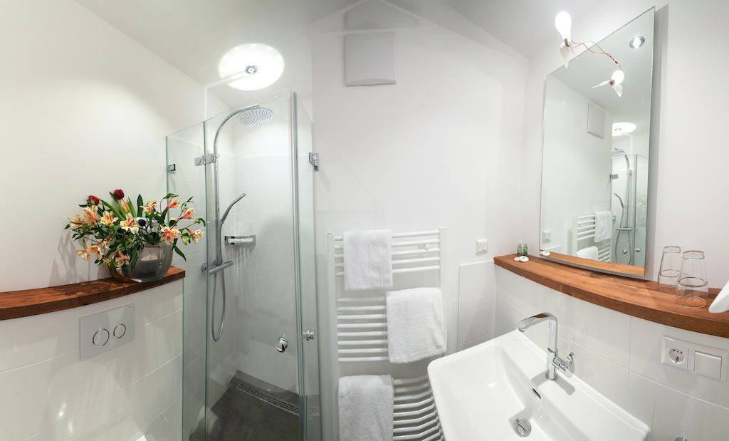 Hotel Engel - Lindauer Bier Und Weinstube Ліндау Номер фото